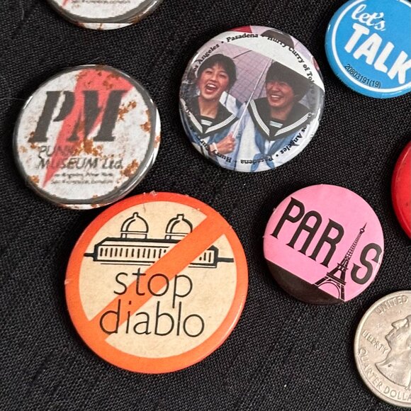 LOT of 16 Vintage Buttons - Rock - Political - Message - Advertising - Picture 2 of 10